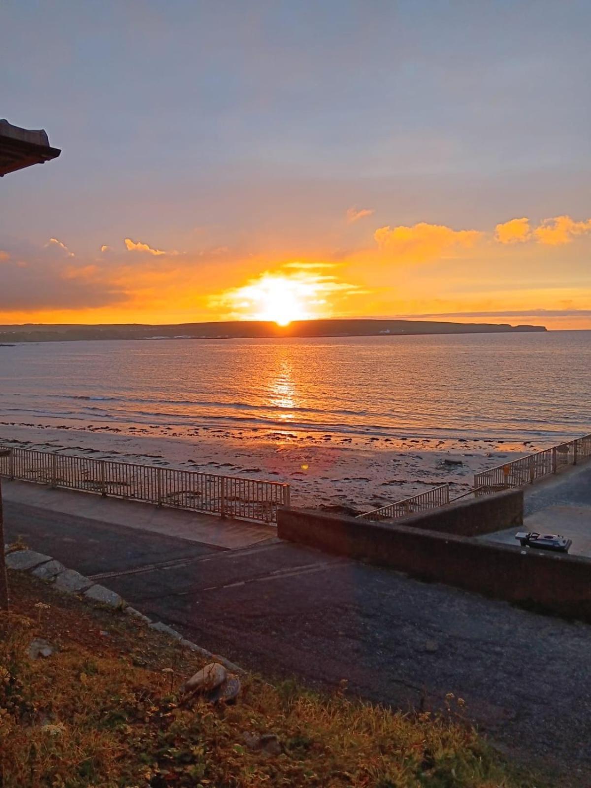 North Coast Property - Number 4 - The Beach House Thurso Buitenkant foto